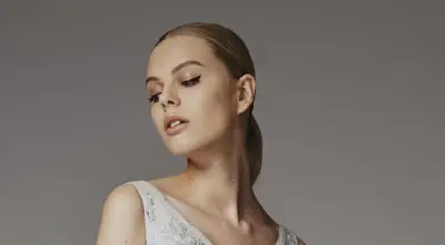 https://withamir.com/wp-content/uploads/2024/06/showcase-details-2-5.webp